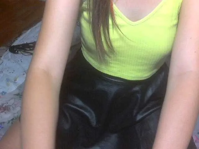 Live sex webcam photo for KisaPisyaa #274366533