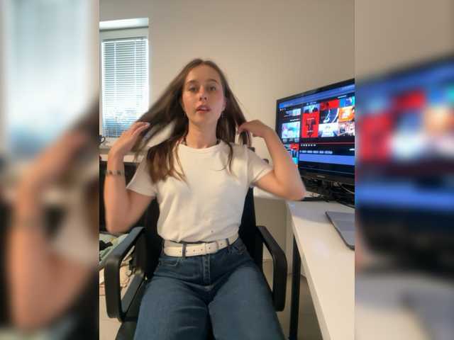 Live sex webcam photo for Kisacka #277979992