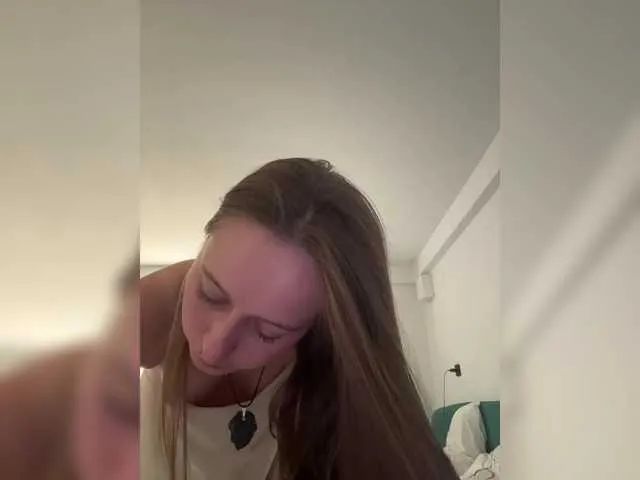 Live sex webcam photo for Kisacka #291372981