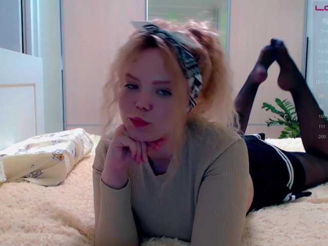 Live sex webcam photo for Kiska-Sofia #273262780