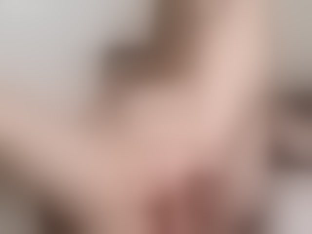Live sex webcam photo for Kisska0011 #294240928
