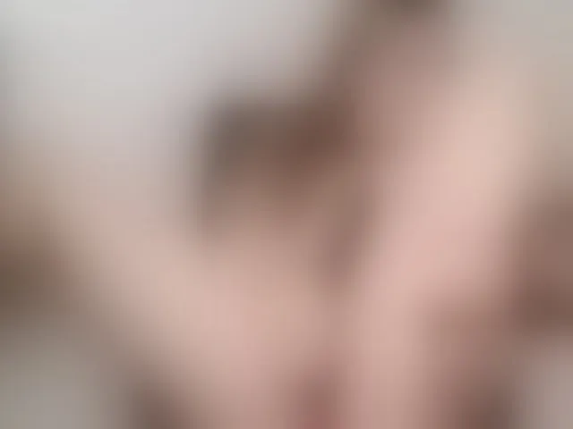 Live sex webcam photo for Kisska0011 #294323006