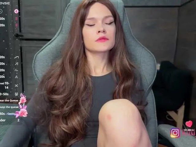 Live sex webcam photo for Kiti-Grey #290459019