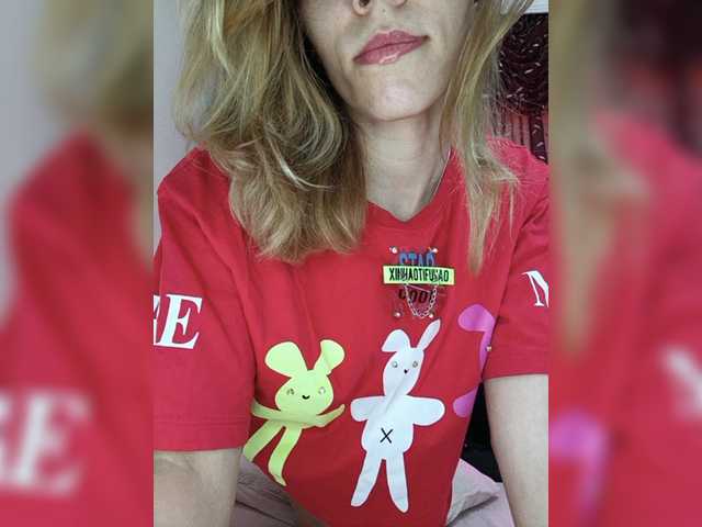 Live sex webcam photo for Kitteen #277619512