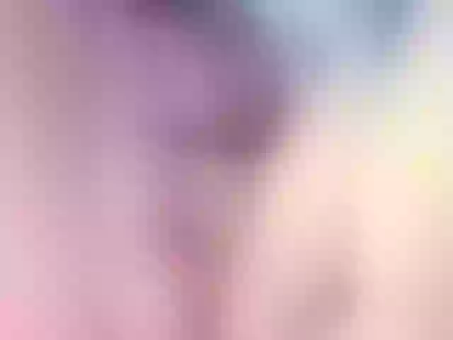 Live sex webcam photo for Kitteen #291877958