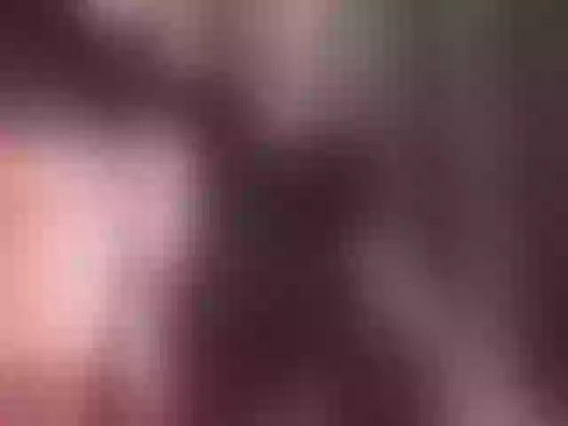 Live sex webcam photo for Kitteen #291972677