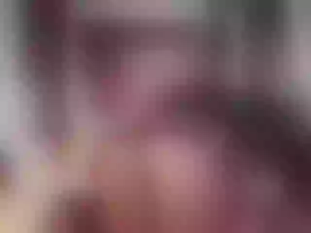Live sex webcam photo for Kitteen #291993213