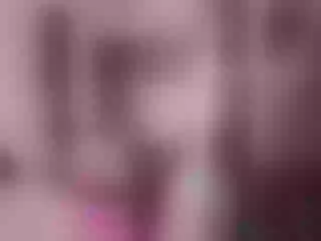 Live sex webcam photo for Kitteen #291994505
