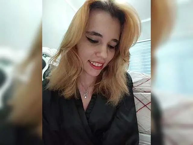 Live sex webcam photo for Kitteen #292308016