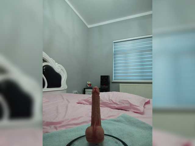 Live sex webcam photo for Kitteen #292415107