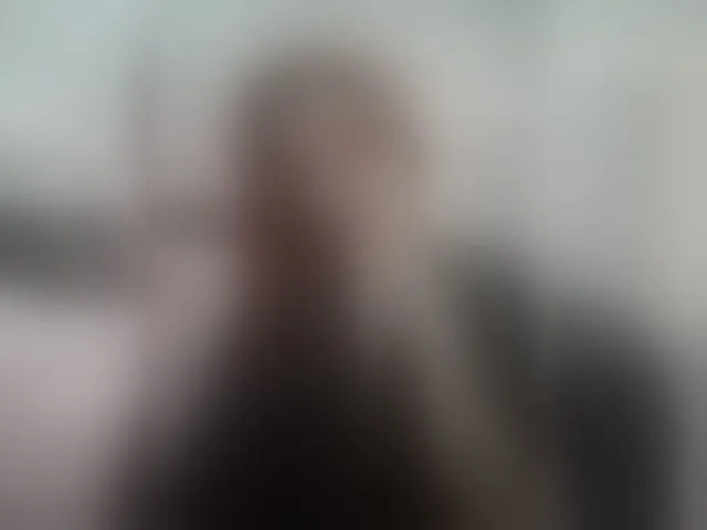 Live sex webcam photo for Kitteen #293641055