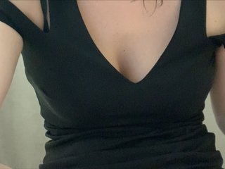 Live sex webcam photo for KittenQueen71 #220284826