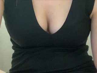 Live sex webcam photo for KittenQueen71 #226434671