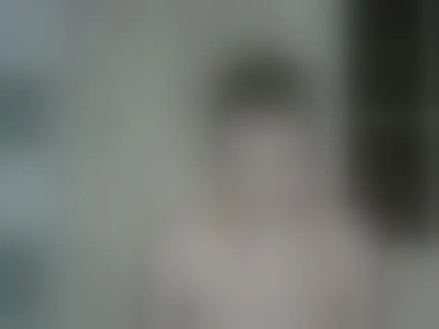 Live sex webcam photo for Kitty-Love27 #292778250