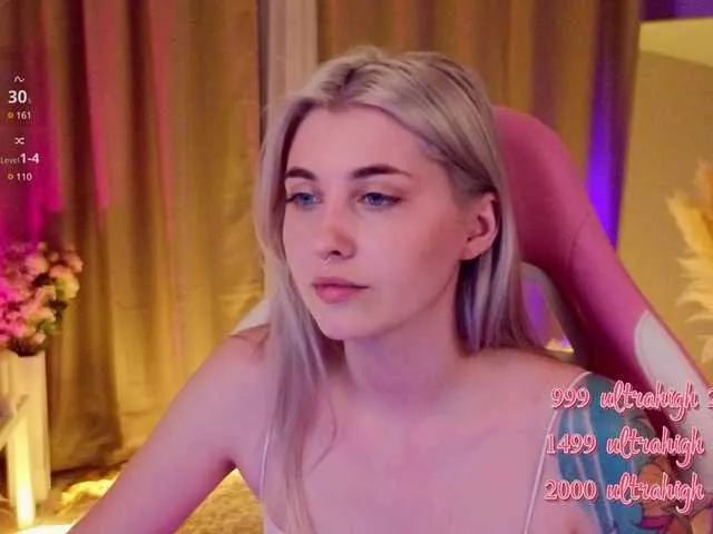 Live sex webcam photo for KittyBay #290659004