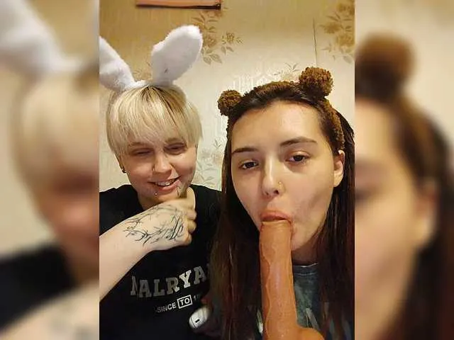 Live sex webcam photo for KittyColorfull #290164398