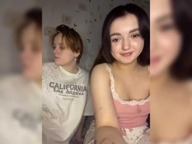 Live sex webcam photo for KittyColorfull #290280946