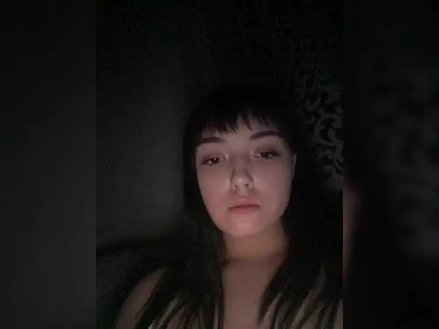 Live sex webcam photo for KittyColorfull #290643922