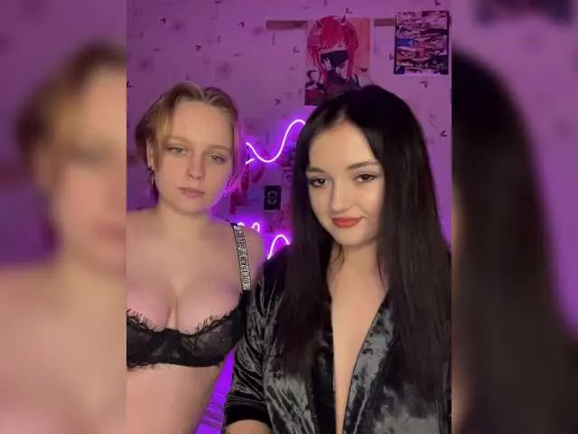 Live sex webcam photo for KittyColorfull #290871705