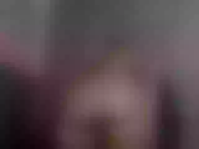Live sex webcam photo for KittyCute #291570975