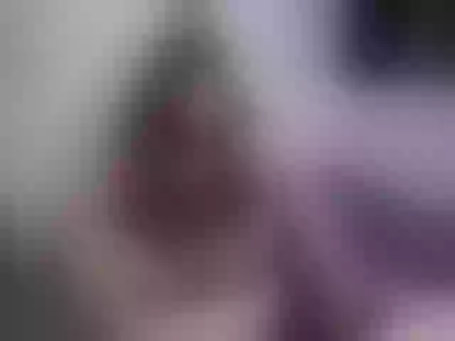 Live sex webcam photo for KittyGiirl #290948945