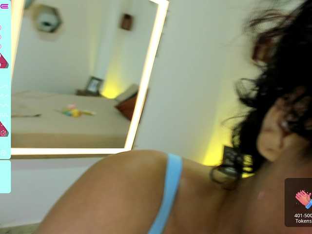 Live sex webcam photo for Kity-hot #275563803