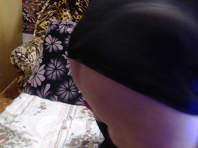 Live sex webcam photo for Kleopatra675 #276317913