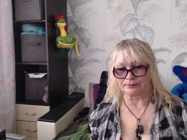 Live sex webcam photo for Kleopatra675 #291003156