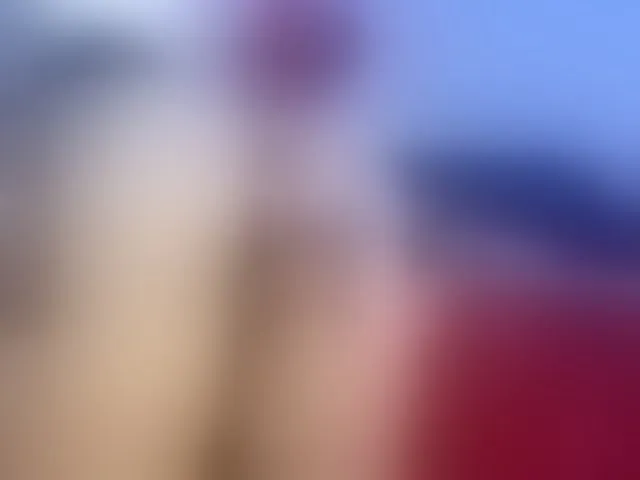 Live sex webcam photo for Kloe-Lopez #293876596