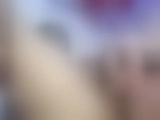 Live sex webcam photo for Kloe-Lopez #293895356