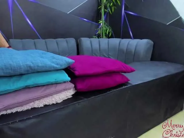 Live sex webcam photo for Kloe-sex-hot #292290071