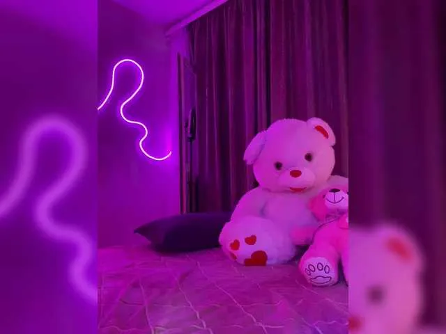 Live sex webcam photo for Koketka #291175558