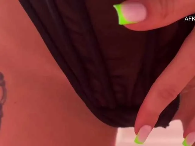 Live sex webcam photo for Koketka #291743850