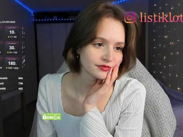 Live sex webcam photo for Kokome #290552861