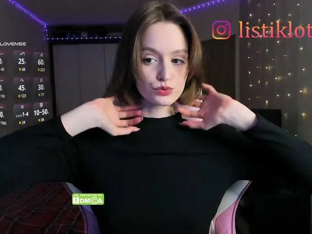 Live sex webcam photo for Kokome #290623564