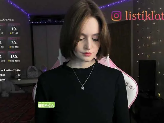 Live sex webcam photo for Kokome #290638659