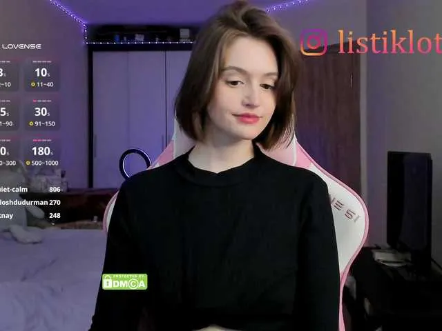 Live sex webcam photo for Kokome #290838899