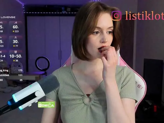 Live sex webcam photo for Kokome #290937159