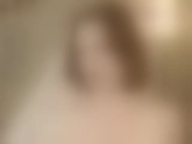 Live sex webcam photo for Kokome #293765447