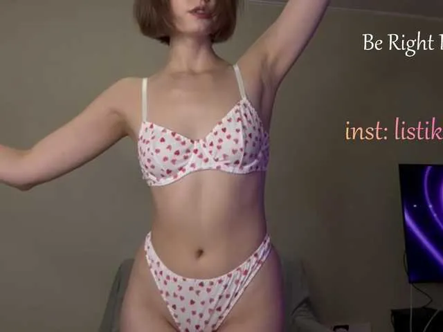Live sex webcam photo for Kokome #293894732