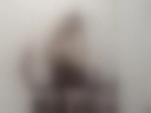 Live sex webcam photo for Kolibrii #293735127