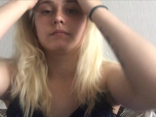 Live sex webcam photo for KonfetkaVolk #228812097