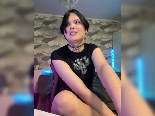 Live sex webcam photo for Kotikmyaua #276944911