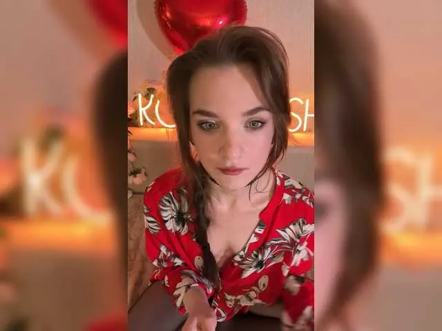 Live sex webcam photo for Kottyaaaa #290616827
