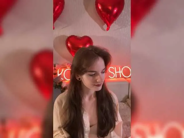 Live sex webcam photo for Kottyaaaa #290631311