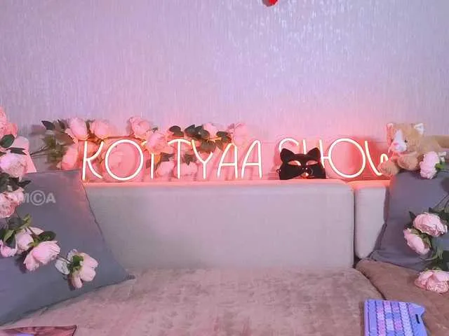 Live sex webcam photo for Kottyaaaa #290664249
