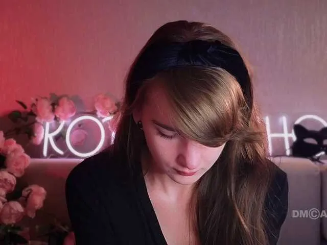 Live sex webcam photo for Kottyaaaa #290700205