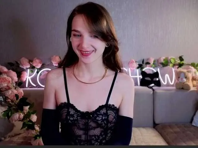 Live sex webcam photo for Kottyaaaa #290774979