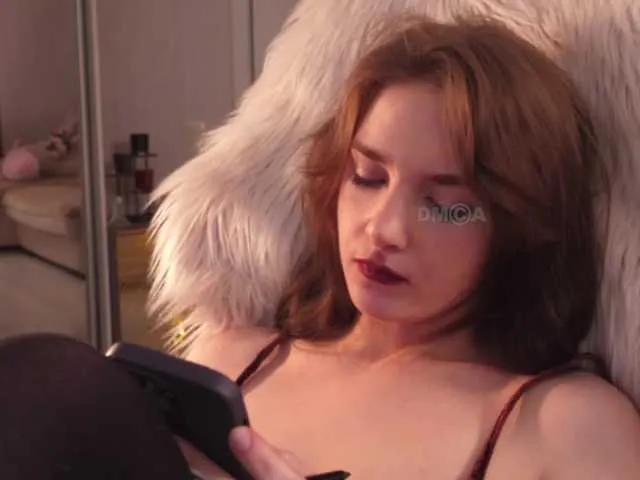 Live sex webcam photo for Kottyaaaa #290875299