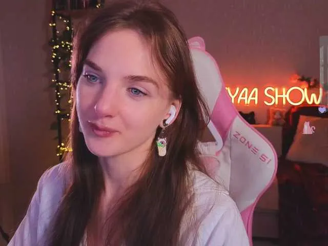 Live sex webcam photo for Kottyaaaa #291033206